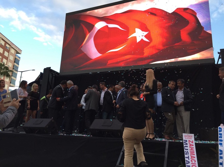 door P4.81 Moving LED Display Screen In Turkey